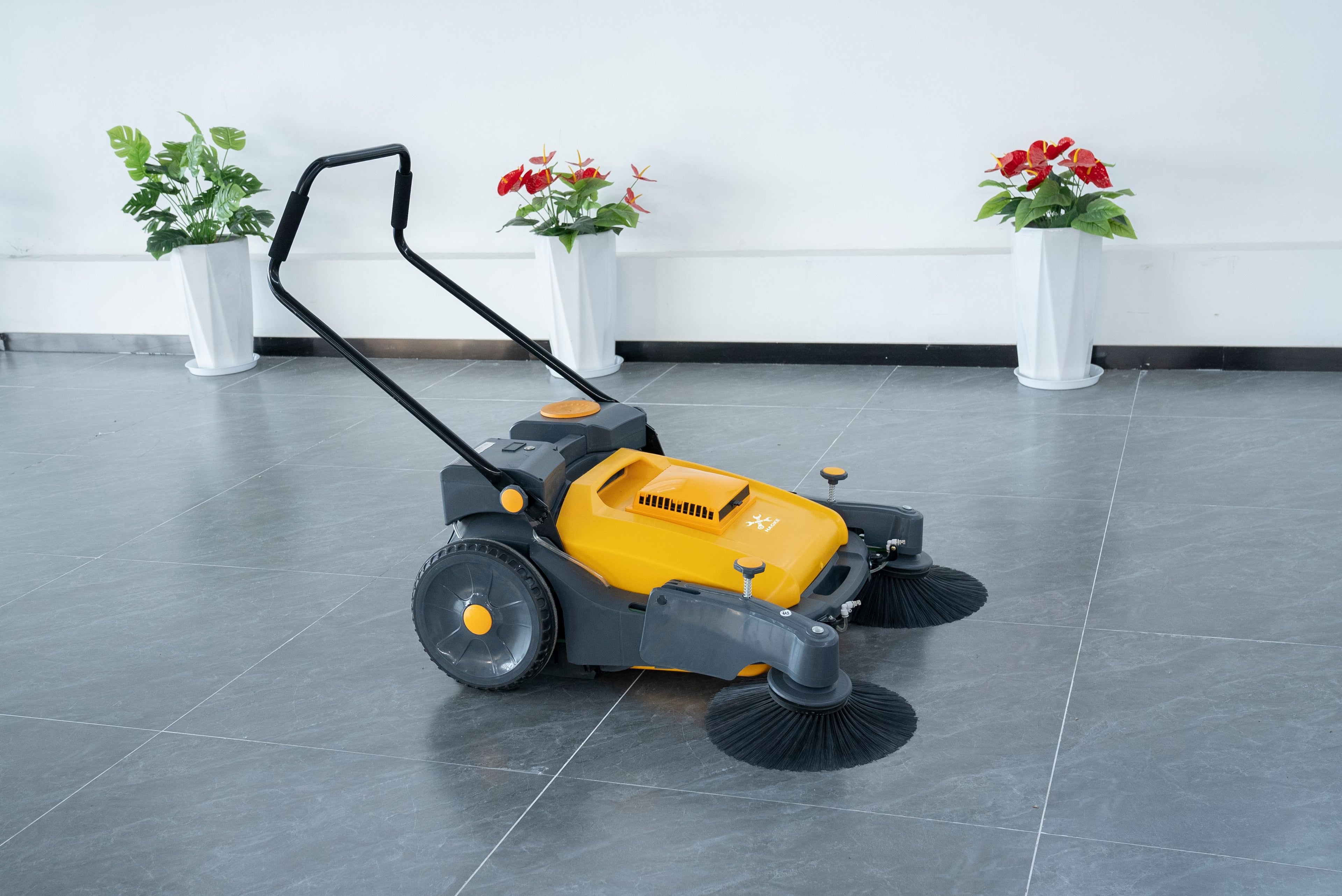 HS90 Environmental Hand Push Sweeper | No Battery, No Gas
