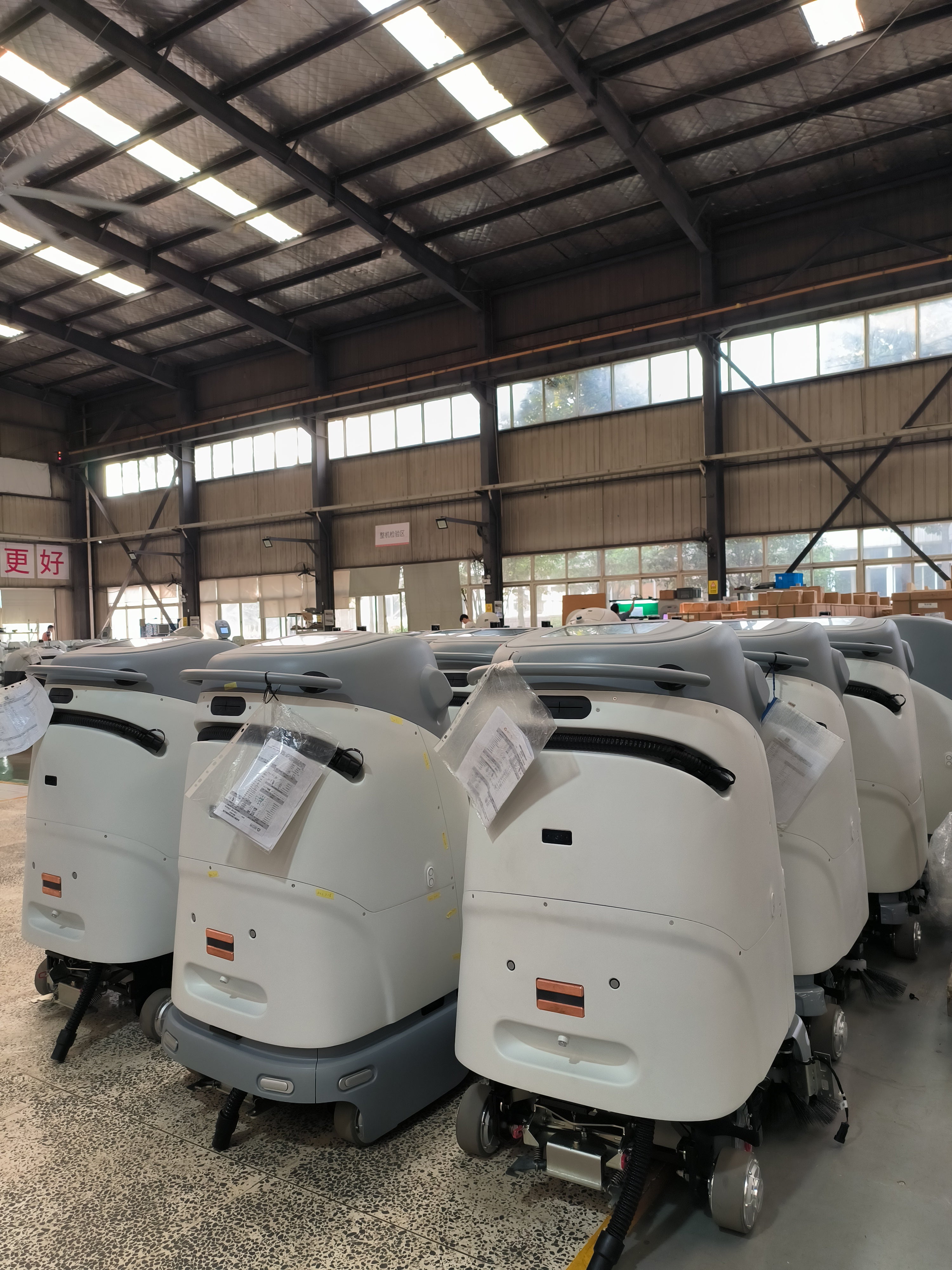 SC50 Autonomous Floor Scrubber | 800mm Self-Driving
