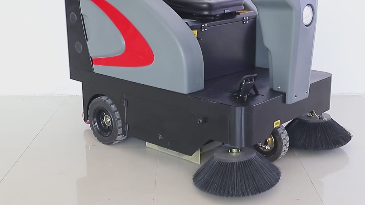 HS125 Ride On Floor Sweeper | 1250mm Battery Powered